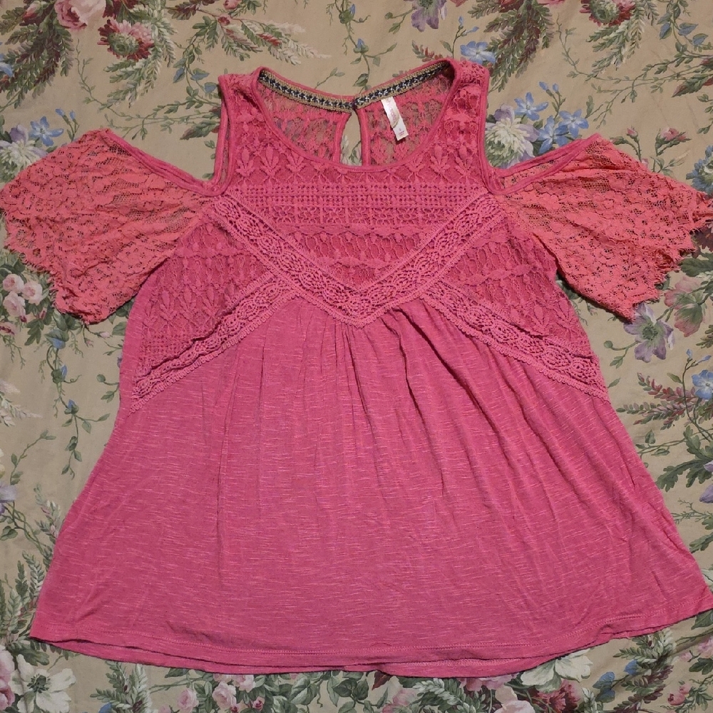 Xhilaration Pink Cold-Shoulder Crochet Lace Tunic